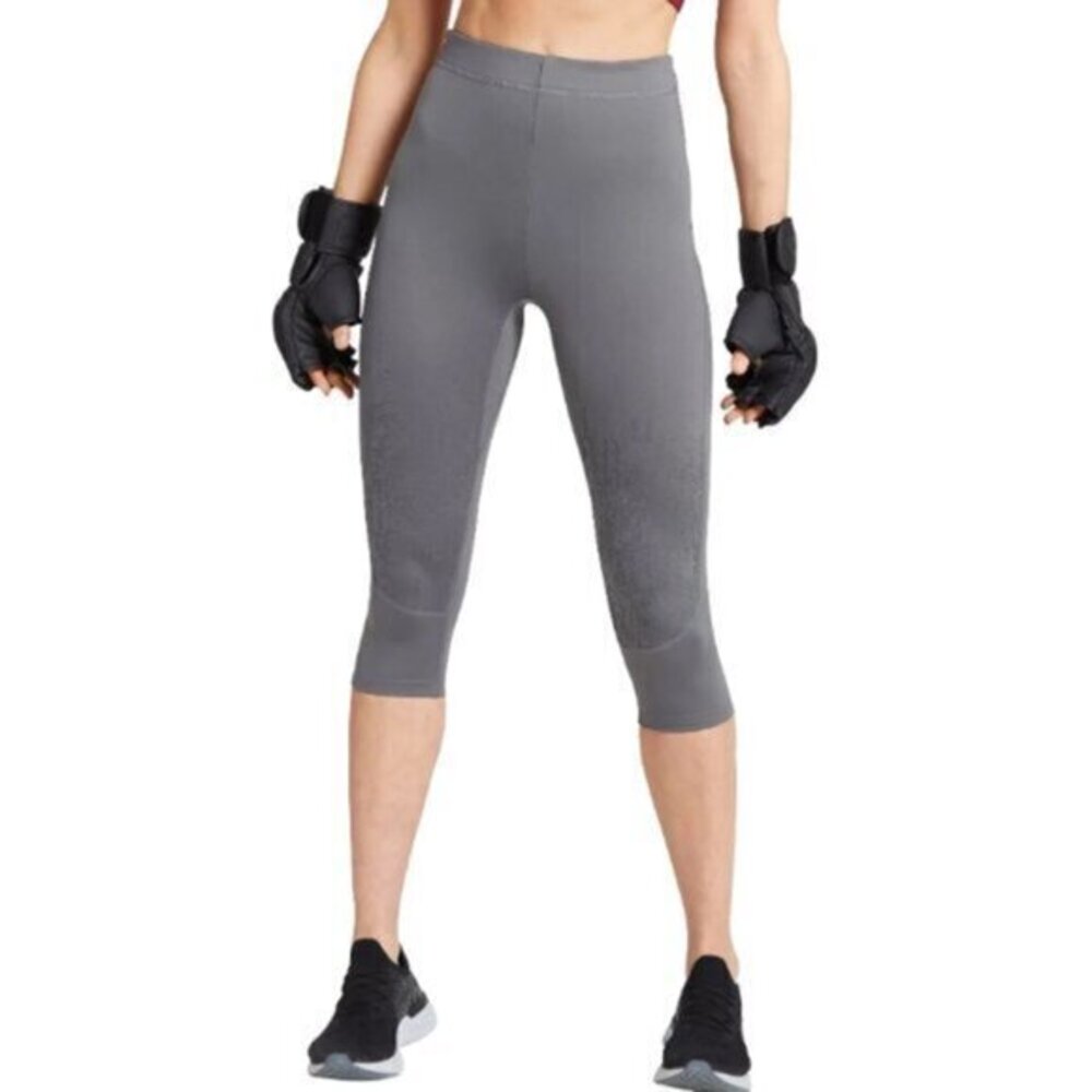 Gymshark Women's Combat Cropped Training Tights in 'Smoked Grey' Size Small